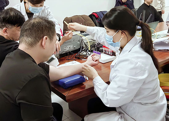 暖心關(guān)懷 健康守護(hù) | 麥斯克電子邀請省級職業(yè)病防治專家，為員工開展專項職業(yè)健康體檢